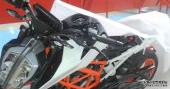 <b>欧宝体育官方
注册登录KTM DUKE 390 路测曝光</b>