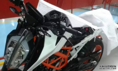 <b>欧宝体育官方
注册开户2017 KTM DUKE390实车长这样!? 390ADV版</b>